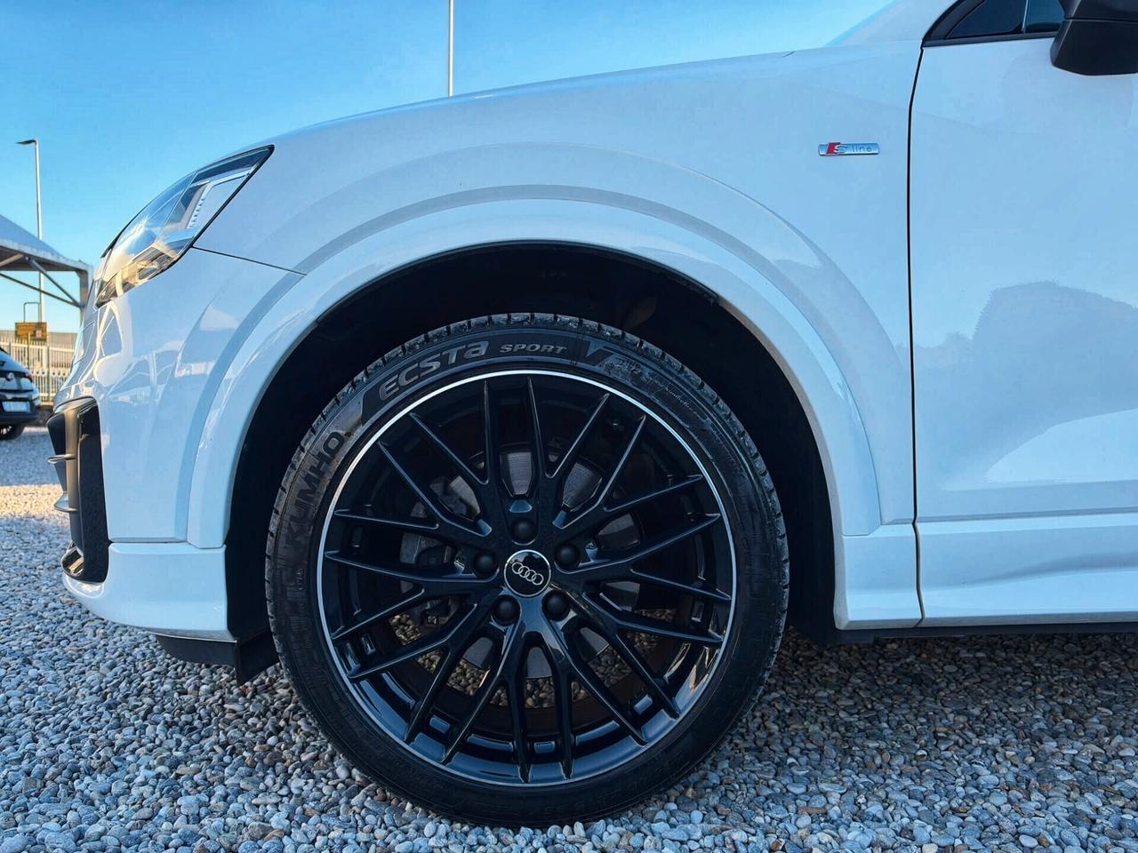 Audi Q2 30 TDI S tronic line Edition NAVIGA CRUISE SENSORI PDCOK NEOPATENTATI