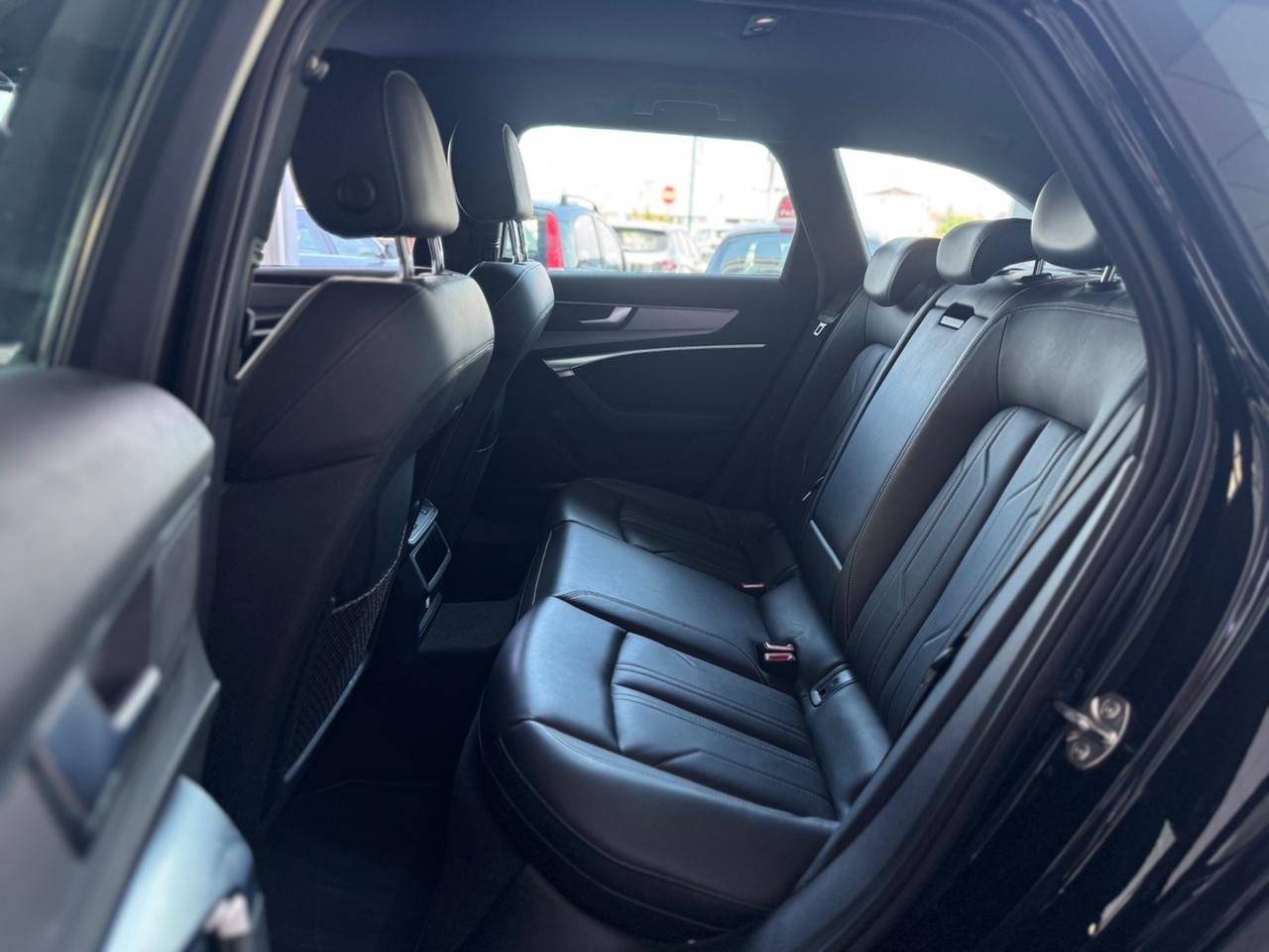 Audi A6 40 2.0 TDI S tronic S-LINE