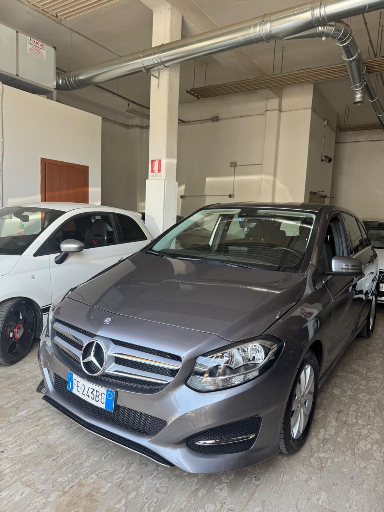 Mercedes-benz B 180 B 180 d Executive