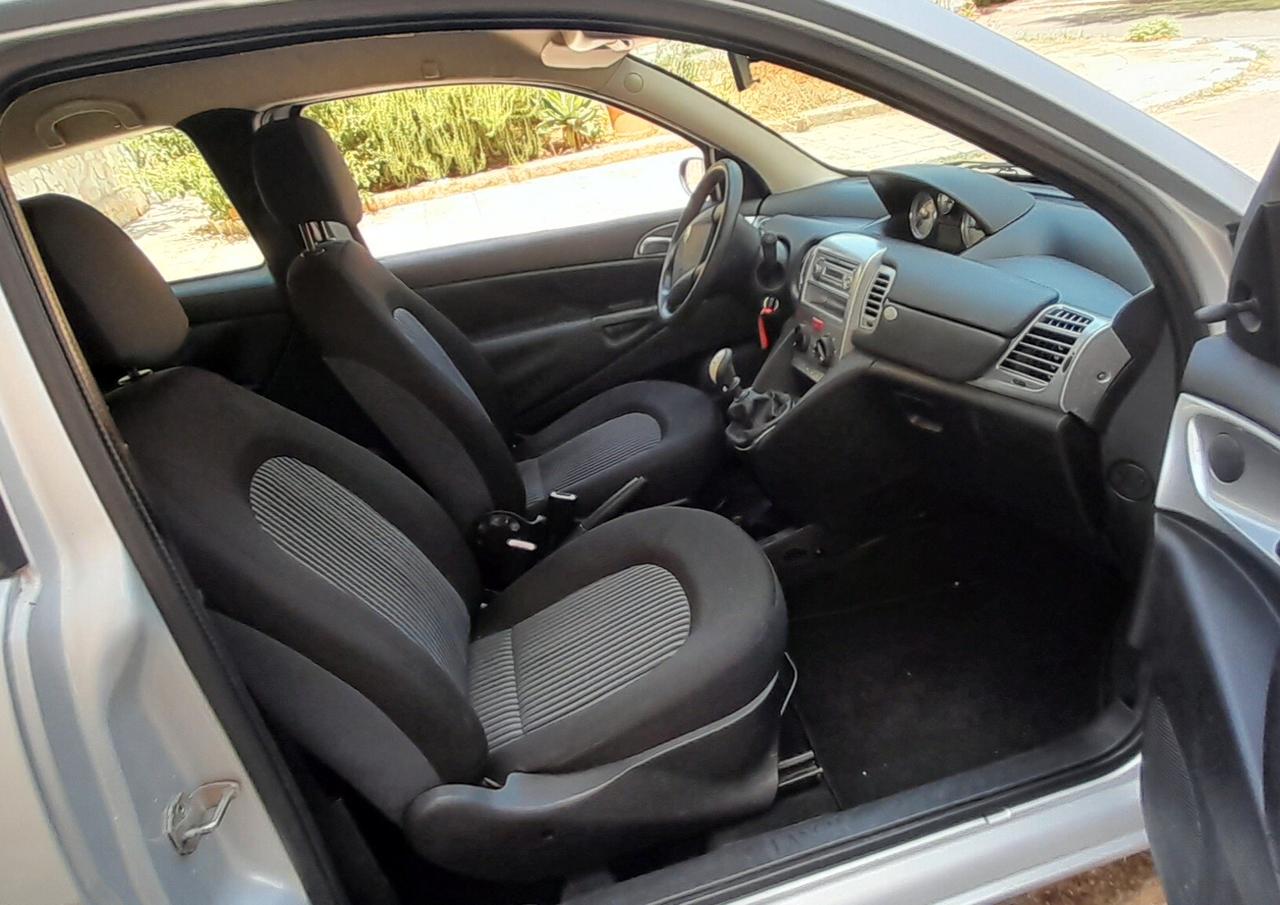 Lancia Ypsilon 1.2 Argento