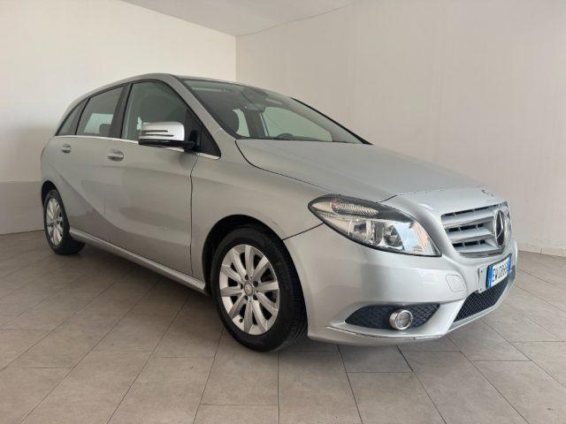 MERCEDES-BENZ B 180 Executive