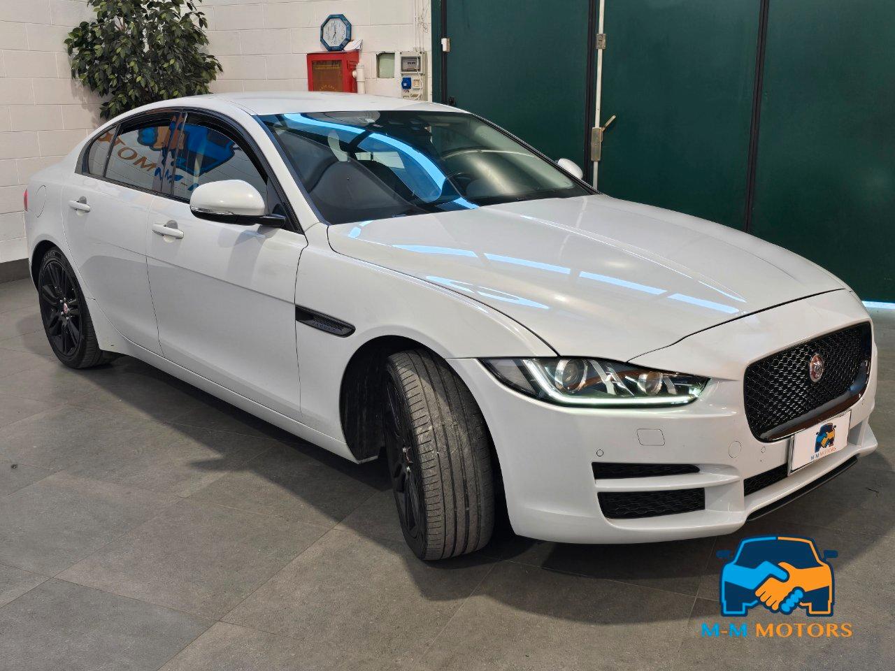 Jaguar XE Berlina XE 2.0d Prestige awd 180cv auto