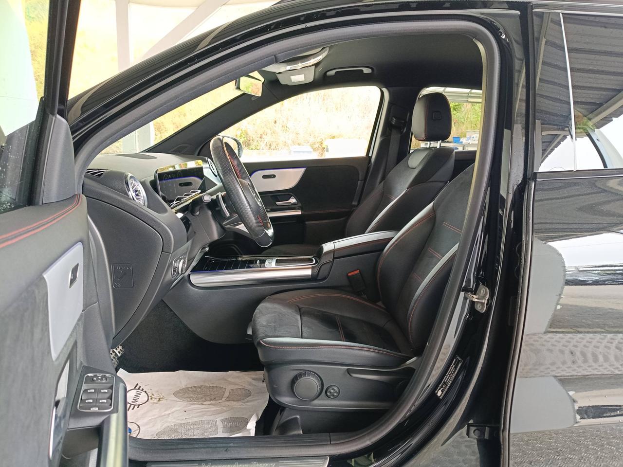 Mercedes-Benz GLA-H247 2023 - GLA 200 d AMG Line Premium 4matic auto