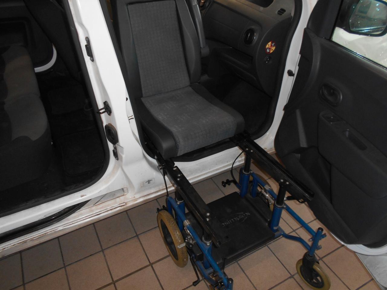 Dacia Dokker 1.5 dci 95 cv " TRASPORTO PERSONE CON DISABILITA' "
