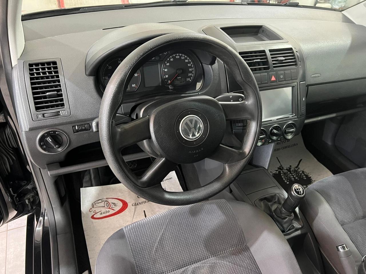 Volkswagen Polo 1.4 69 CV - Trendline - 2006