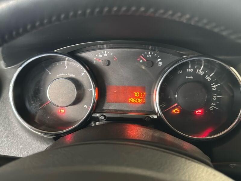 Peugeot 5008 1.6 8v HDi 115cv Allure FAP