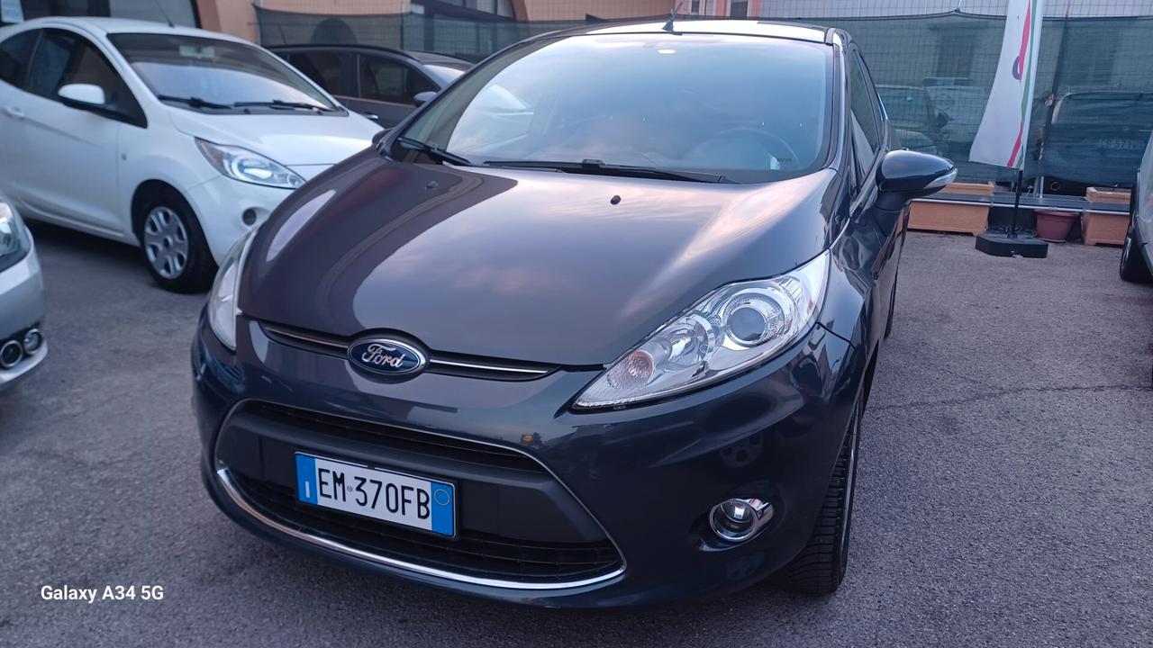 Ford Fiesta 1.4 TDCi 70CV 5 porte Titanium