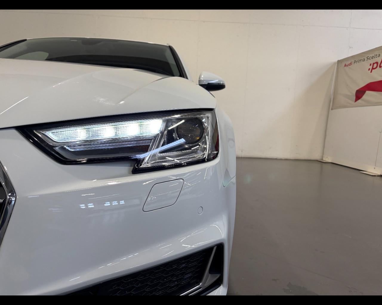 AUDI A4 AVANT 2.0 TDI BUSINESS SPORT