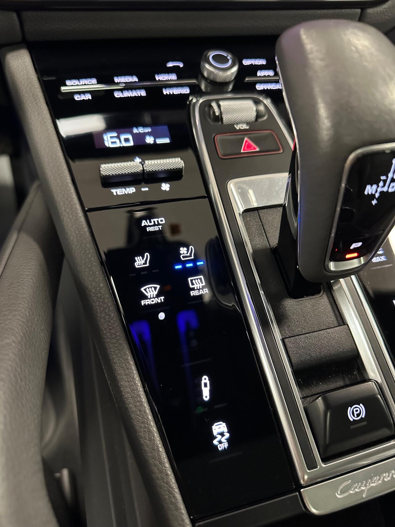 Porsche Cayenne Coupé 3.0 V6 E-Hybrid
