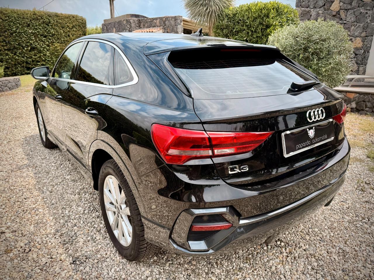 Audi Q3 SPB 35 TDI S tronic Business Plus