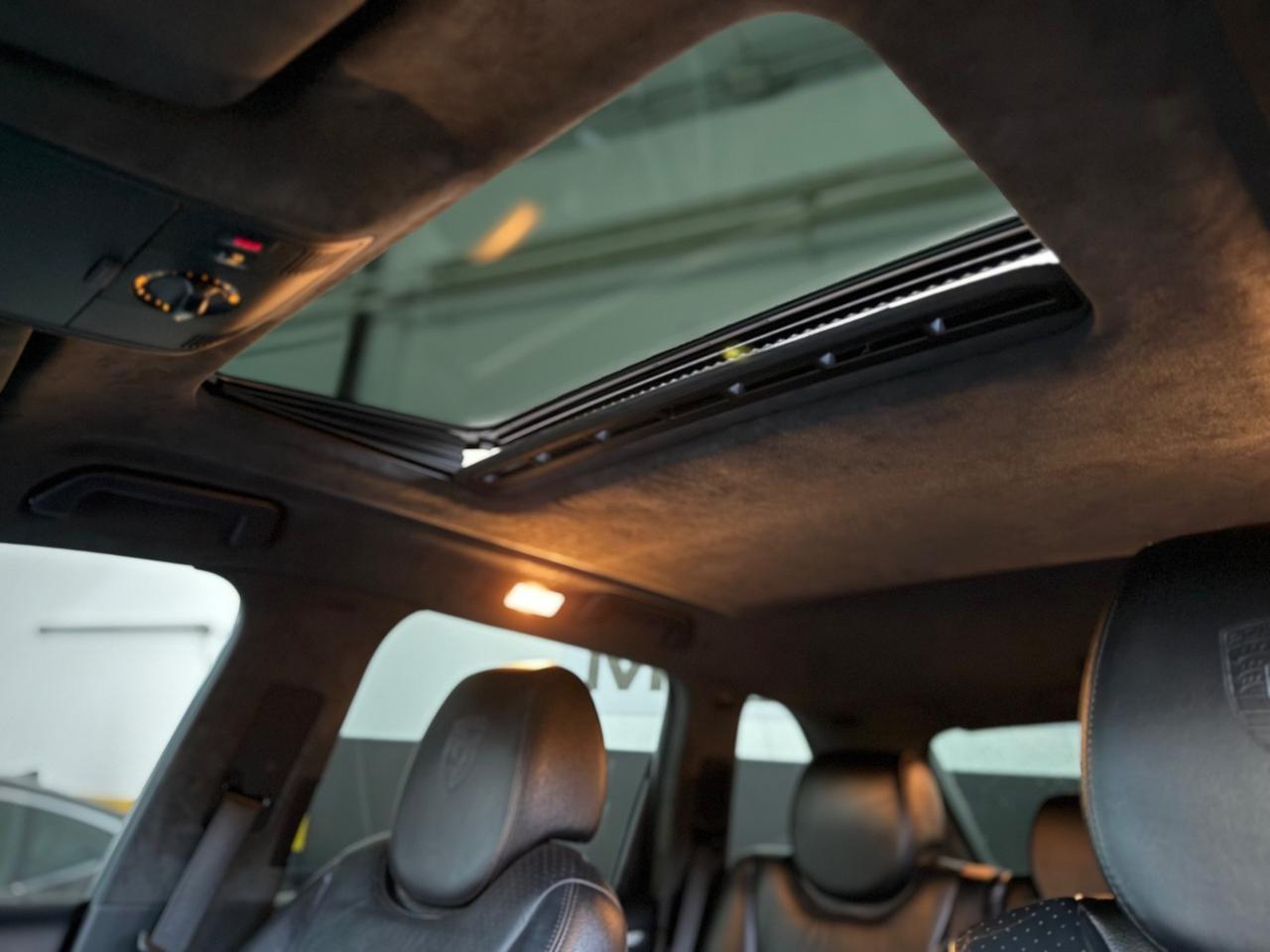 Porsche Cayenne Turbo s