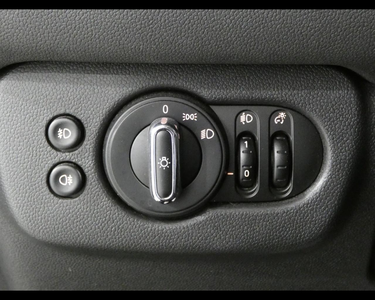MINI Mini Clubman (F54) - Mini 1.5 Cooper Business Clubman Automatica
