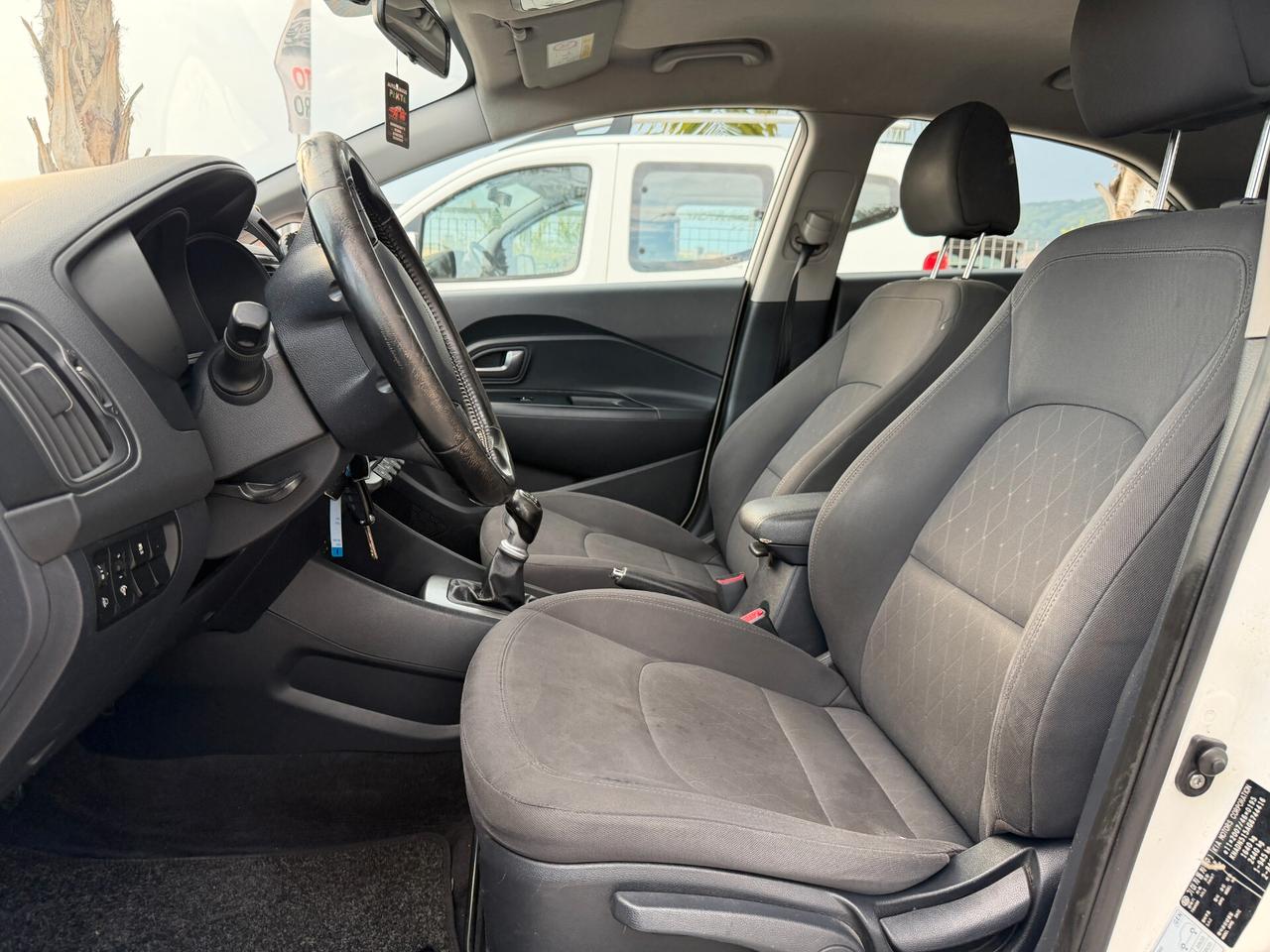 KIA RIO ANNO 2016 1.1 DIESEL 75 CV *GRANDINATA