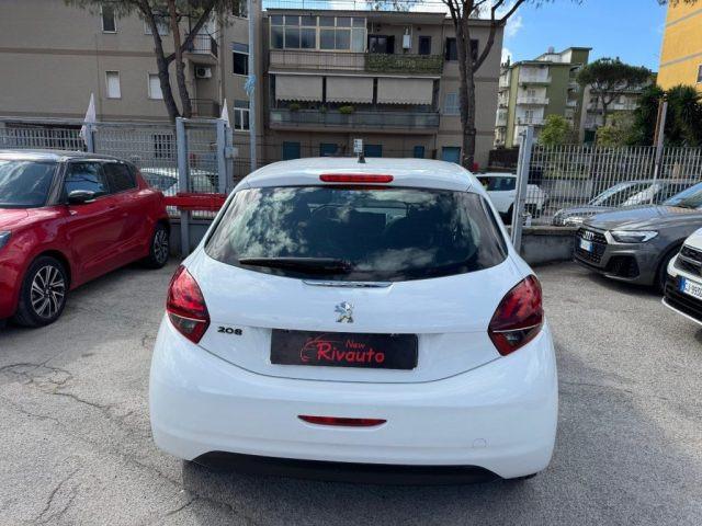 PEUGEOT 208 1° serie PureTech 82 5 porte Allure