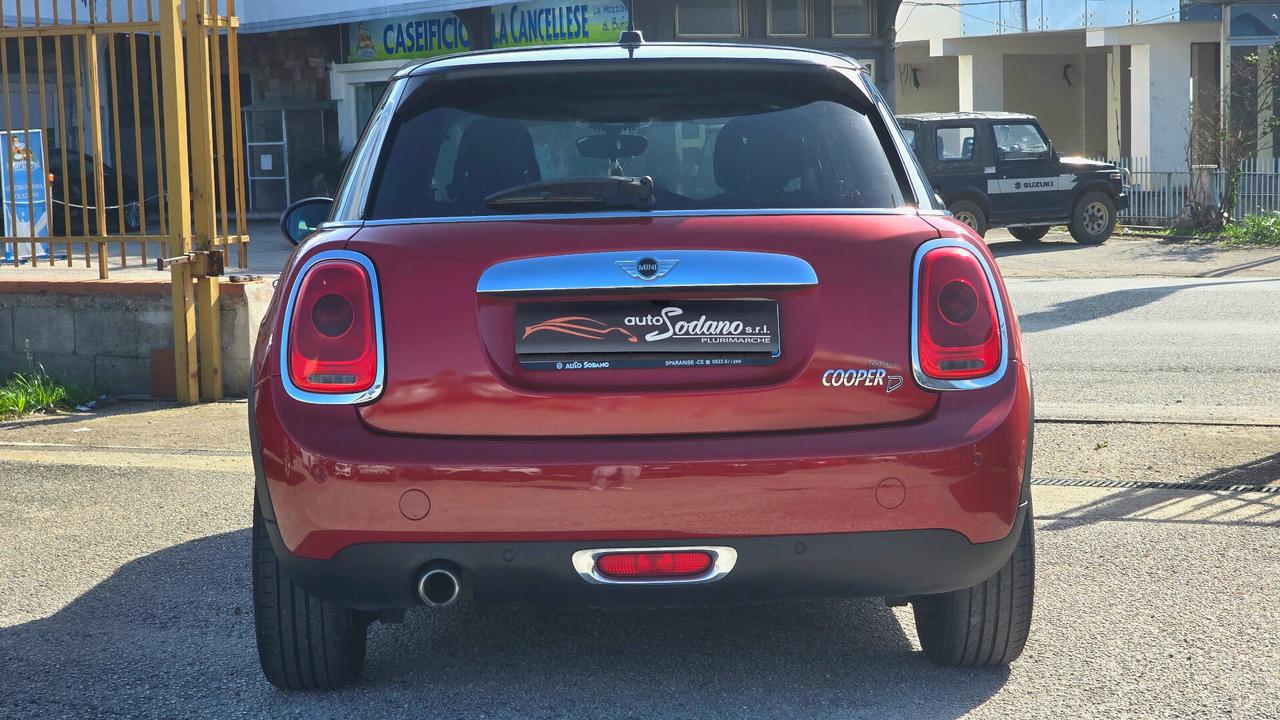 Mini Cooper D 1.5 Business 5p