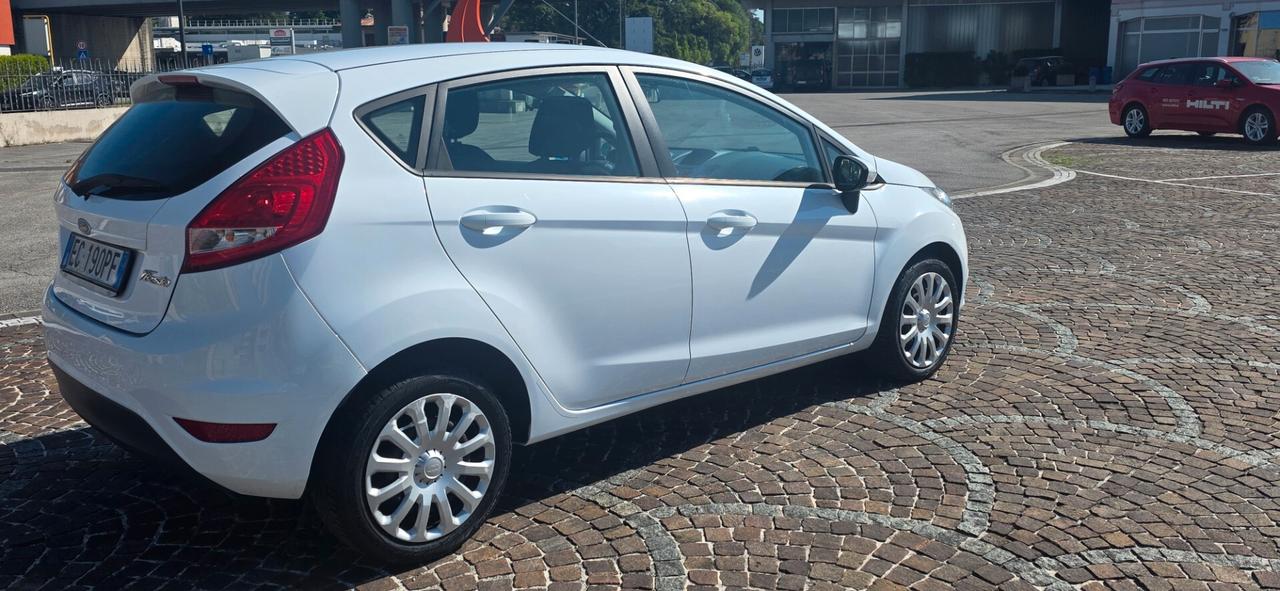 Ford Fiesta 1.4 96CV aut. 5 porte Titanium