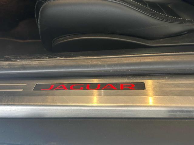 JAGUAR F-Type 2.0 aut. Coupé Chequered Flag