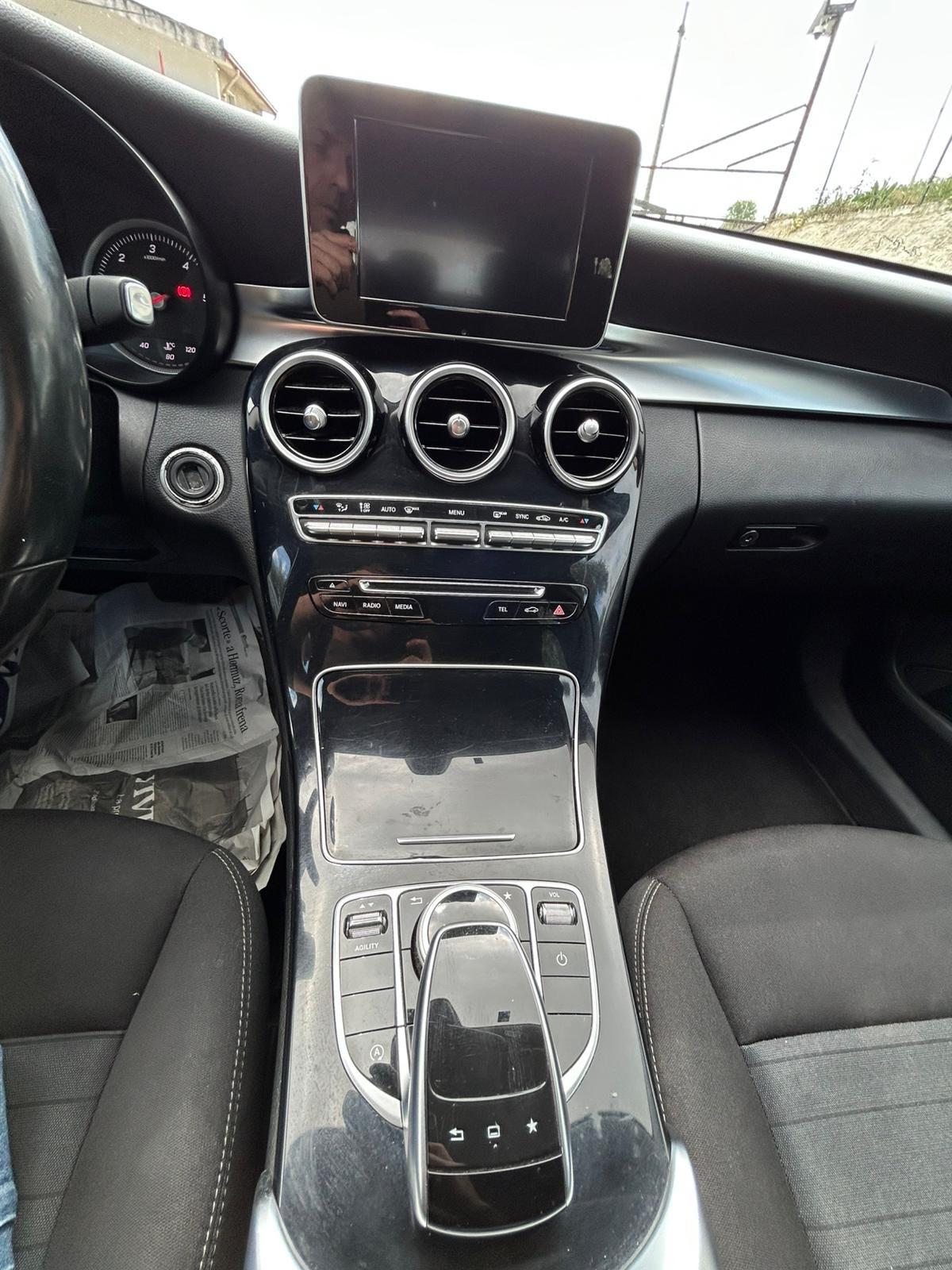 Mercedes-benz C 180 d Auto Premium