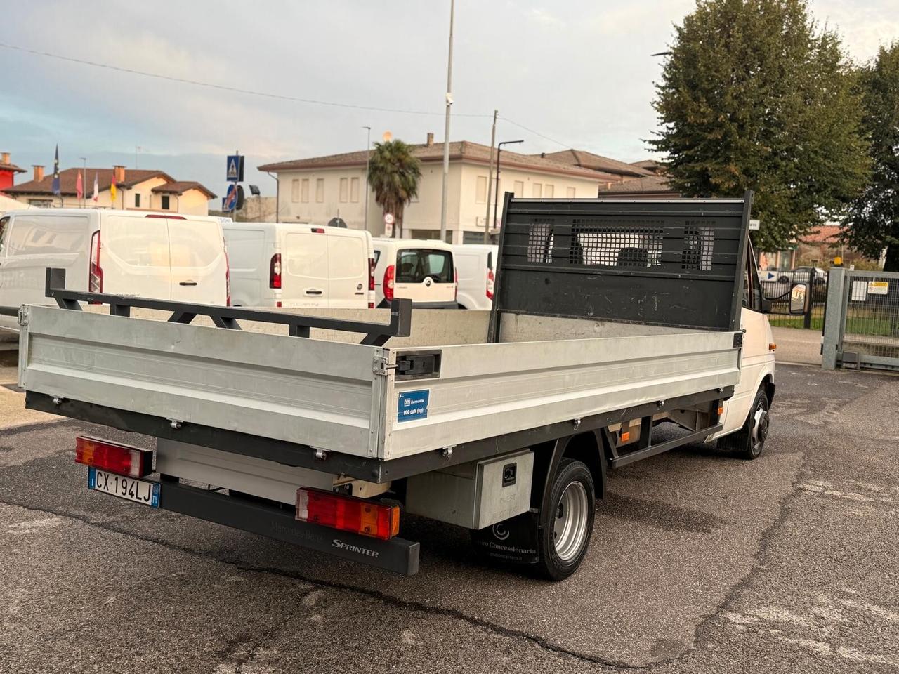 Mercedes Benz 413 CDI CASSONE LUNGO 2005