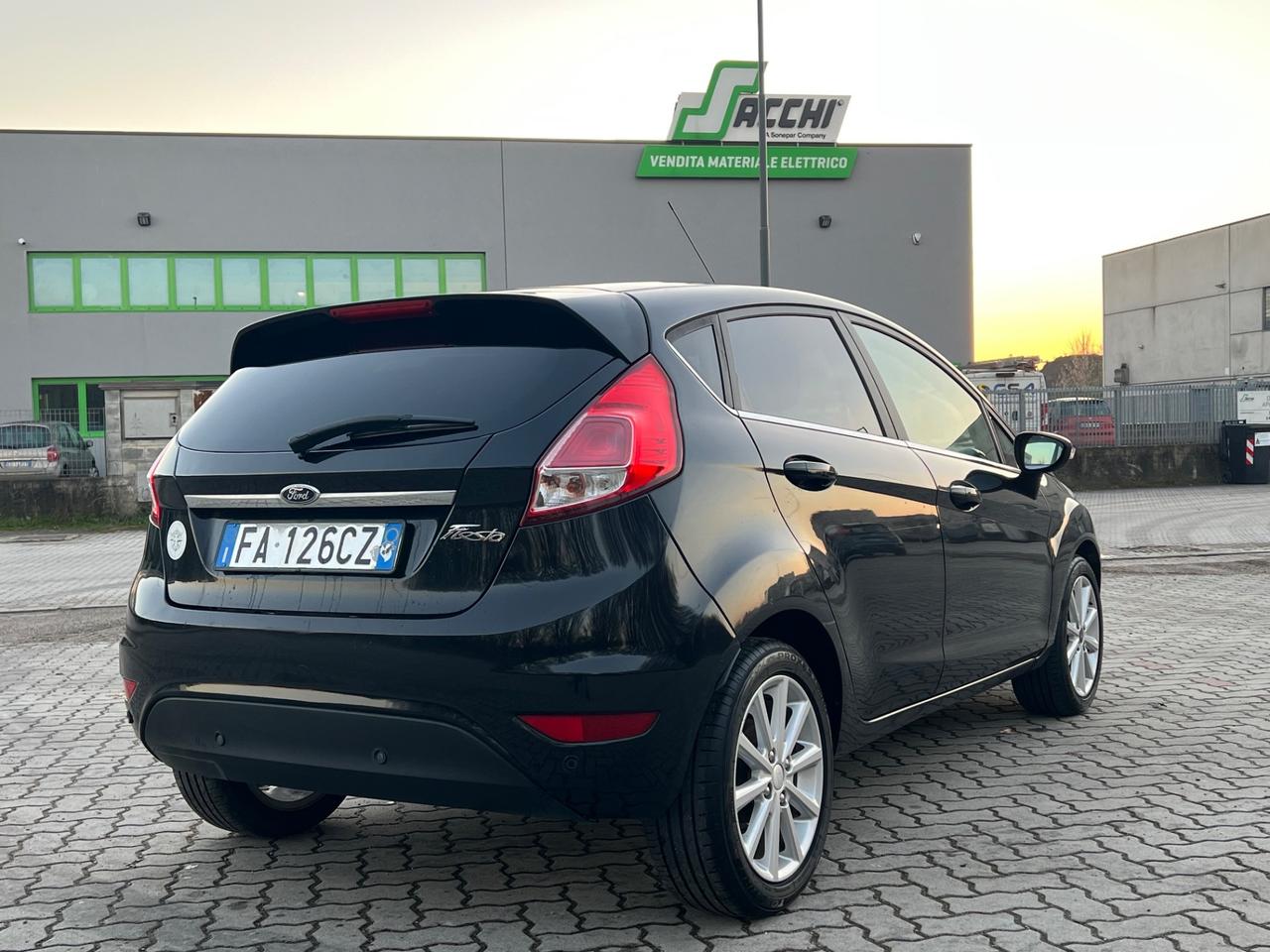 Ford Fiesta 1.4 5p. Bz.- GPL Titanium