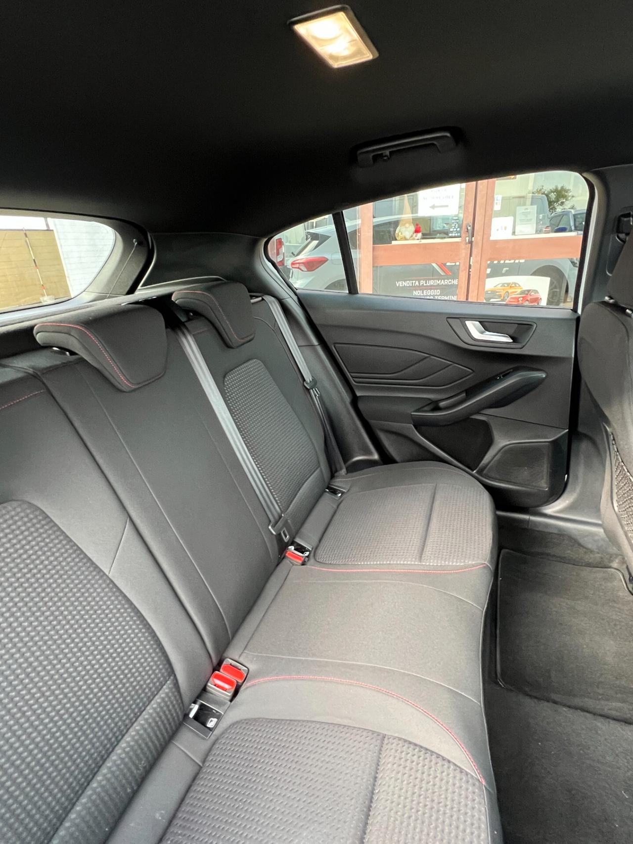 Ford Kuga 1.5 TDCi Automatica