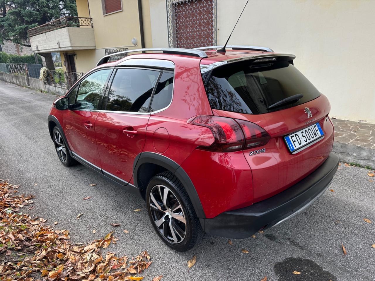 Peugeot 2008 BlueHDi 120 S&S Allure