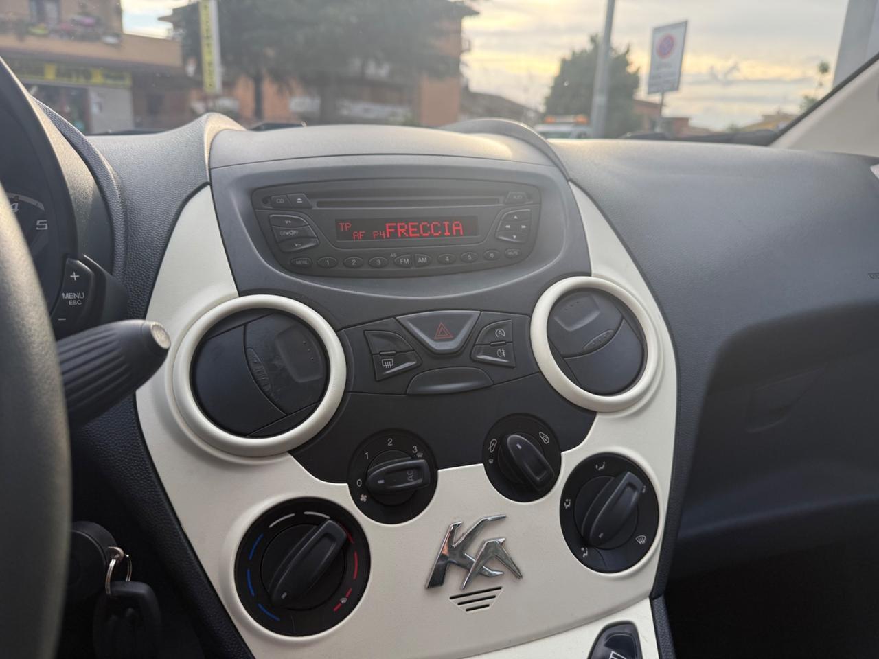 Ford Ka 1.2 Titanium GARANTITA