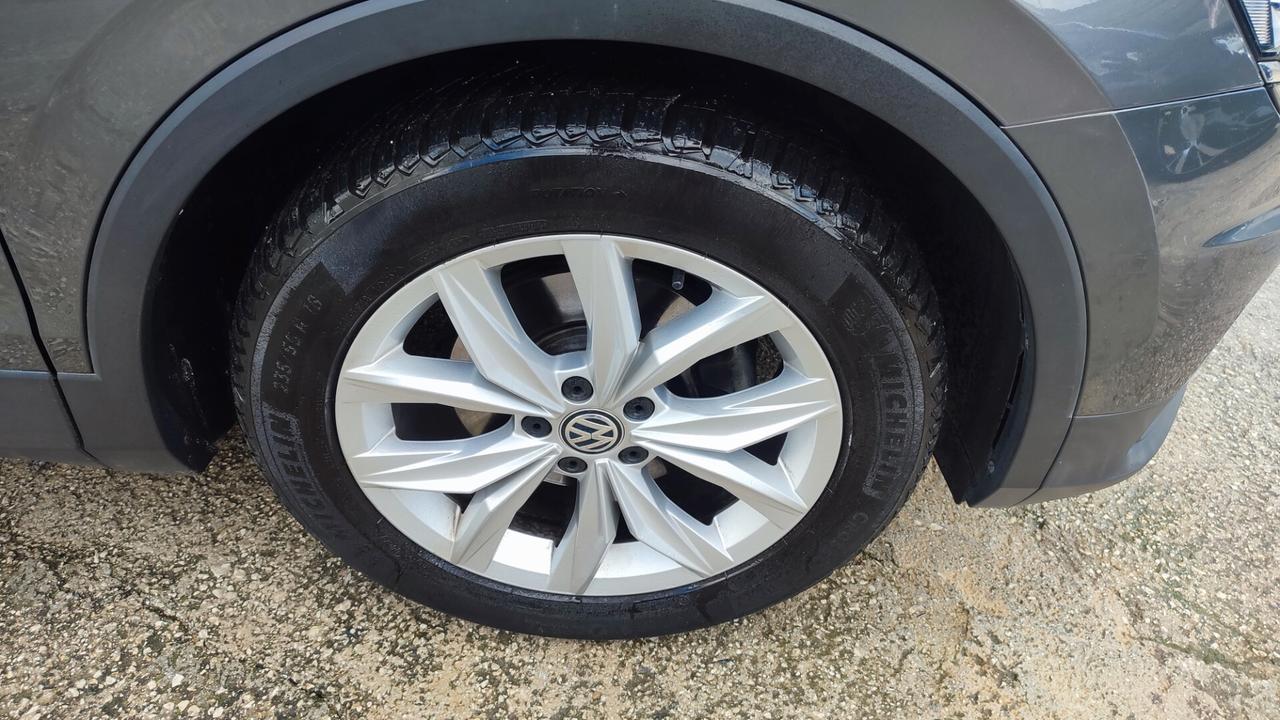 Volkswagen Tiguan 2.0 TDI DSG Advanced BlueMotion Technology