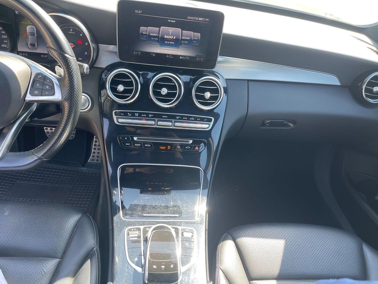 Mercedes-Benz C 220 D Premium #12031