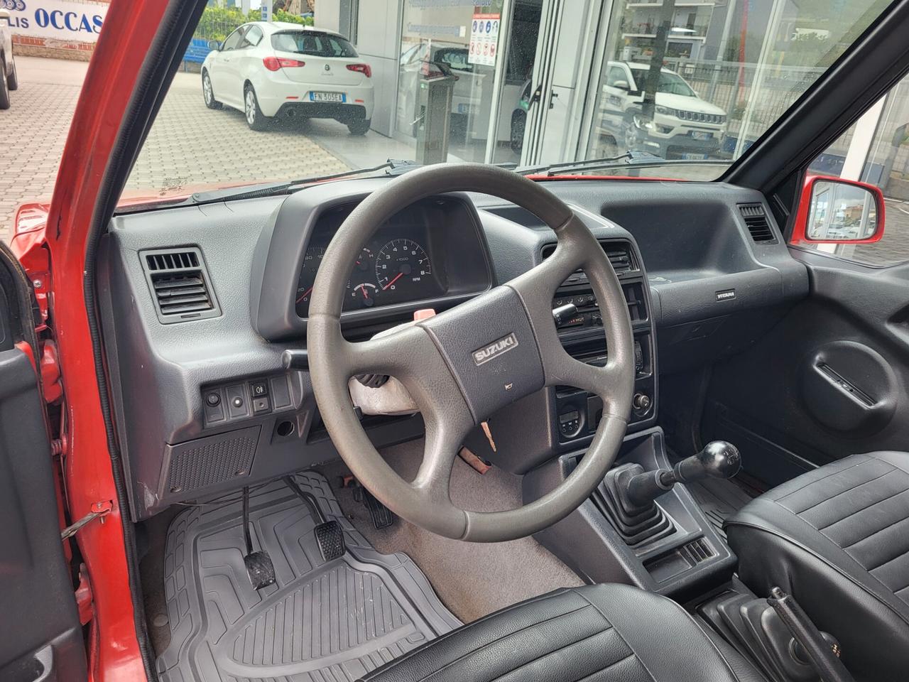 Suzuki Vitara CABRIOLET + HARD TOP 3P 4X4 GANCIO TRAINO