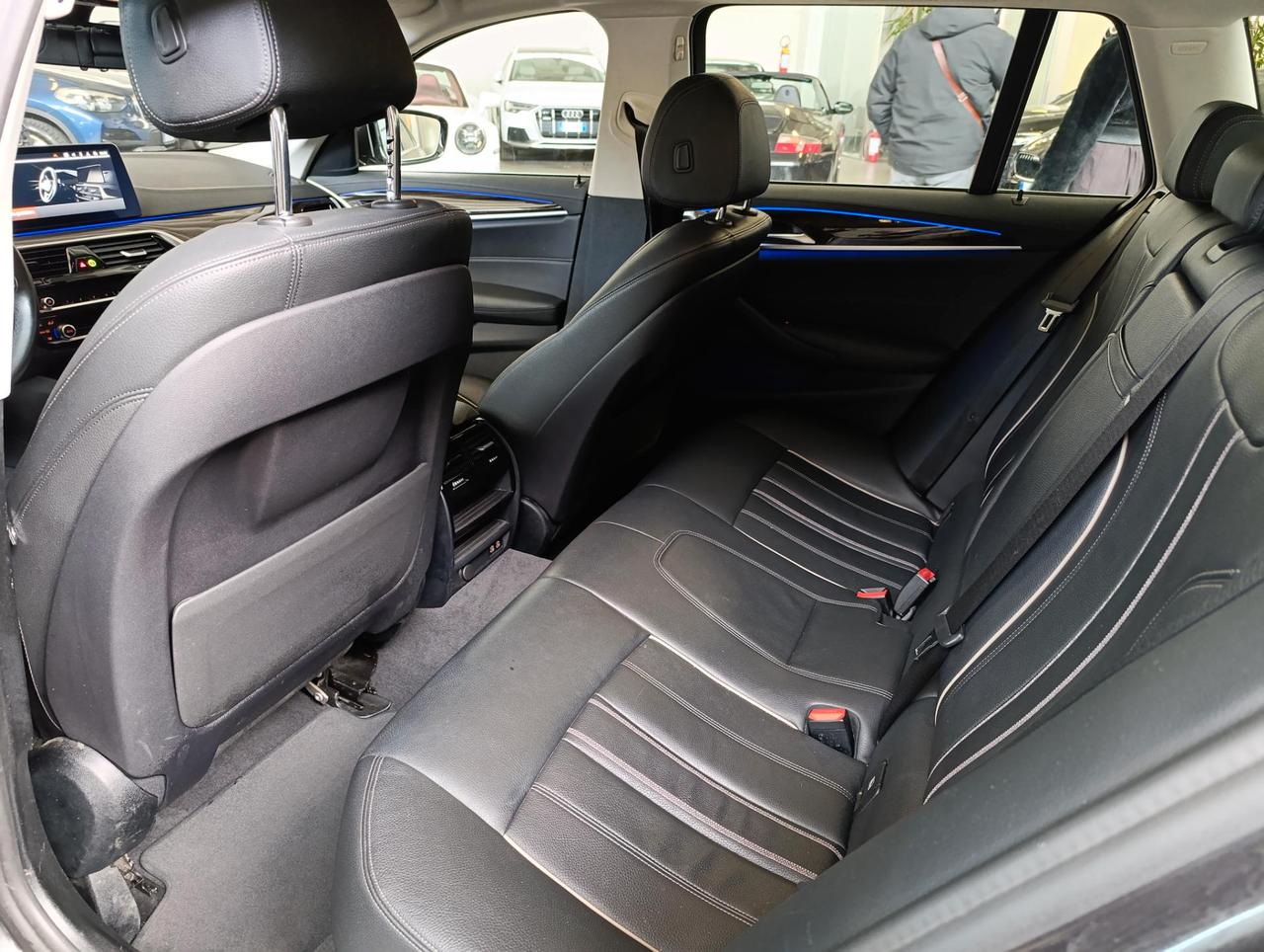 BMW 520 d Touring mhev 48V Luxury auto