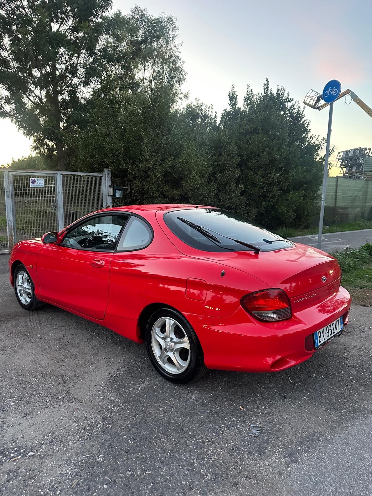 Hyundai Coupe 1.6 16V CAT AIR (85 KW)
