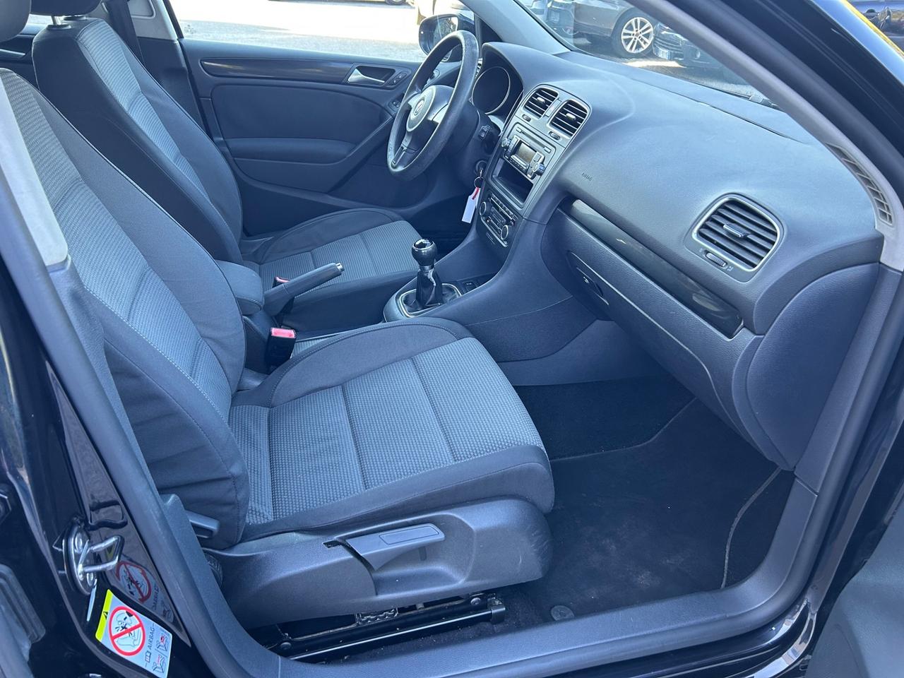 Volkswagen Golf 1.6 TDI DPF 5p
