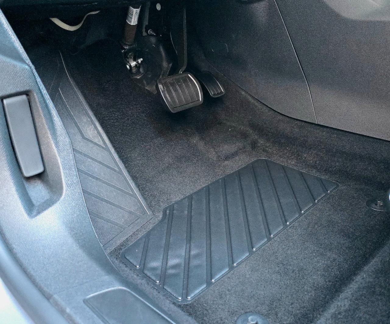 Peugeot 3008 BlueHDi 130 S&S EAT8 Active Pack