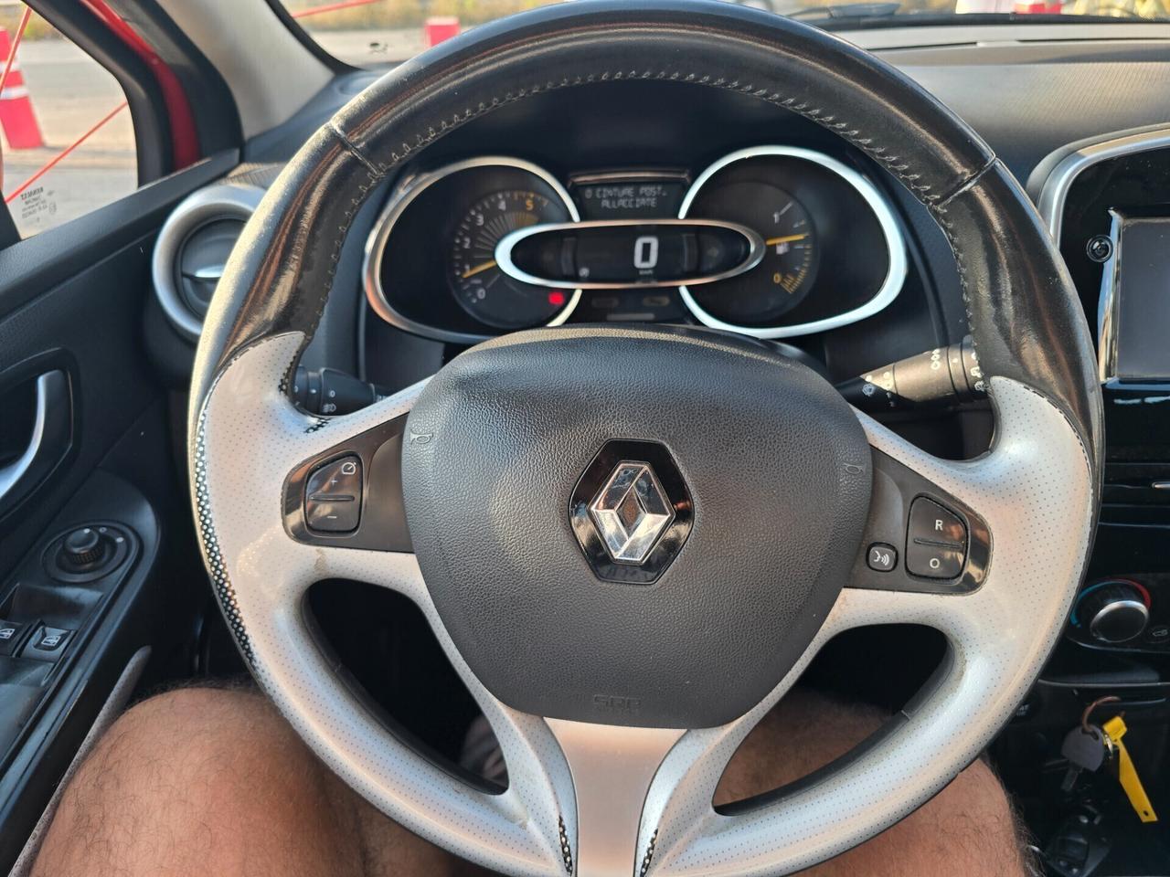 Renault Clio 1.5 dCi 8V 75CV Start&Stop Duel