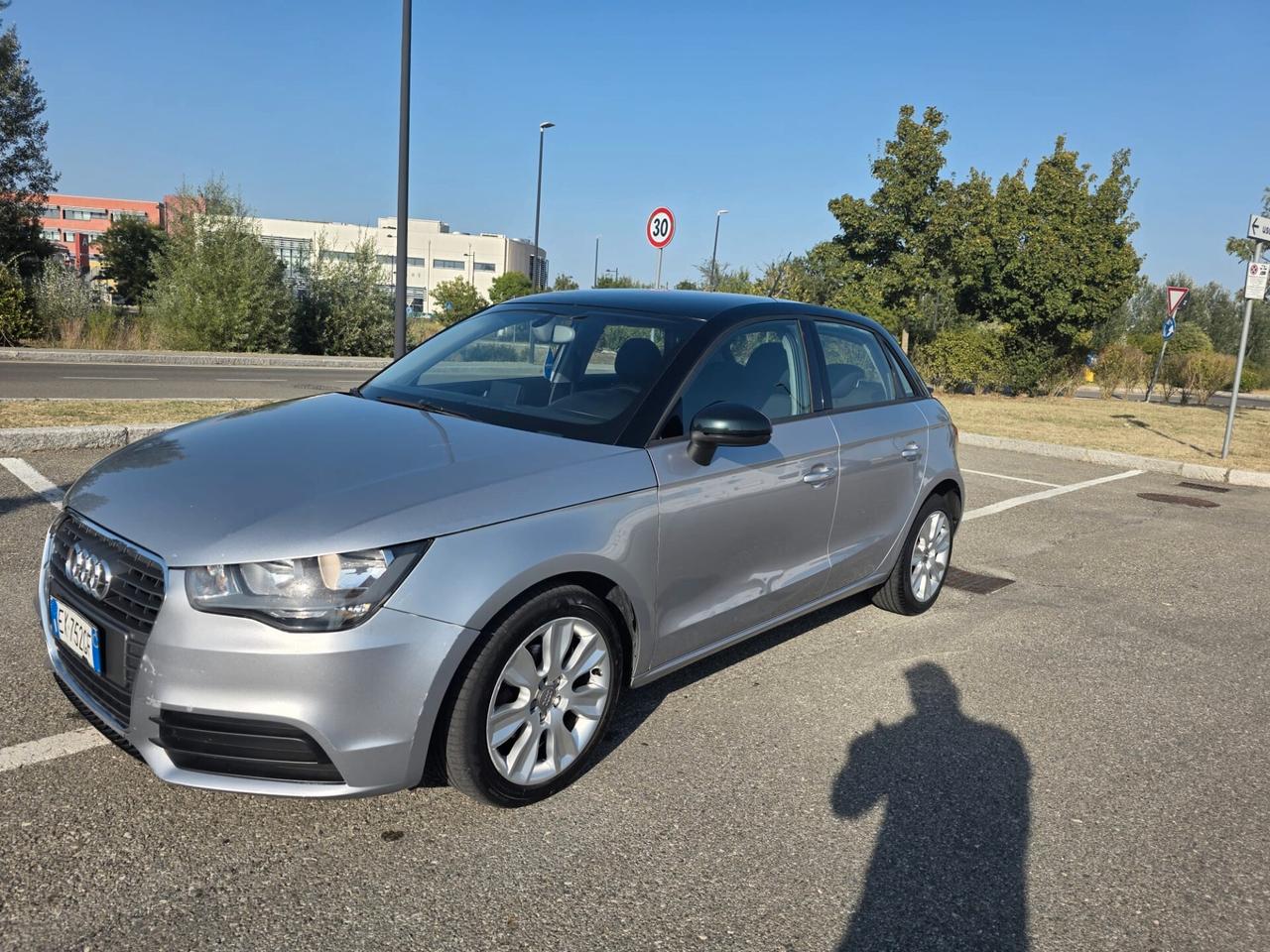 Audi A1 1.6 TDI S line edition plus