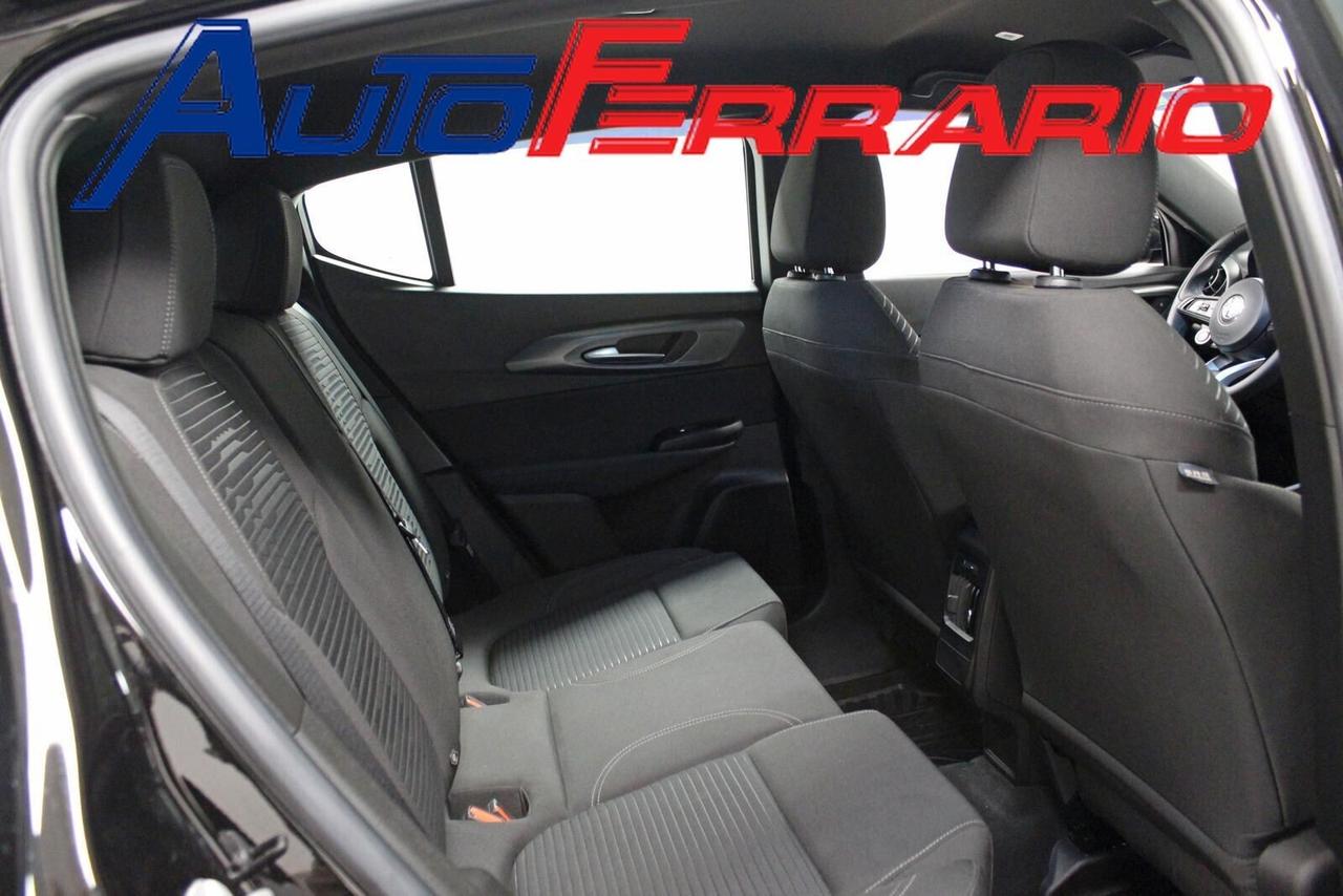 Alfa Romeo Tonale SPRINT ANDROID AUTO SENS PARK X2 RETROCAMERA 17" HILL HOLDER VIRTUAL DIGIT