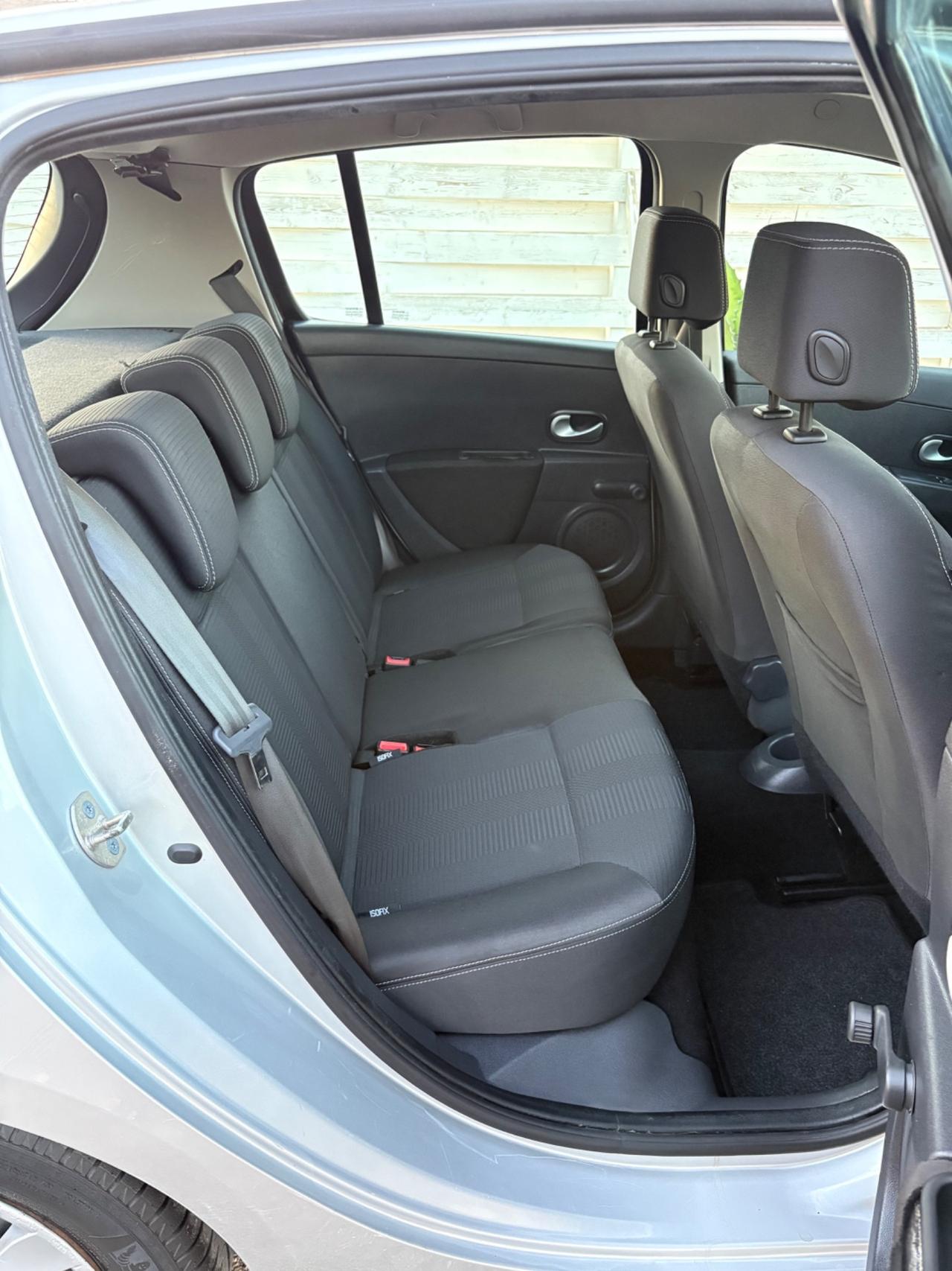 Renault Clio 1.1 5 porte GPL 136.000 km