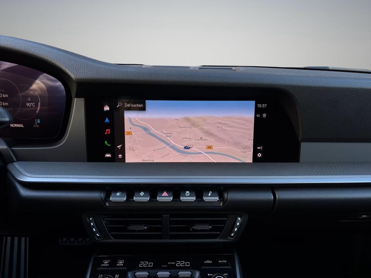 PORSCHE 992 911 Carrera