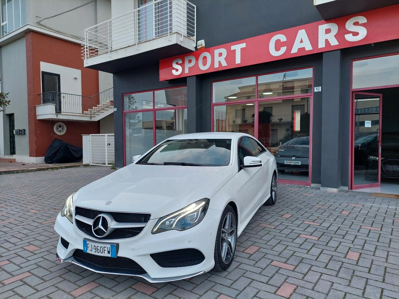 Mercedes-benz E 220CDI COUPE AUTO/PELLE/NAVI/C18