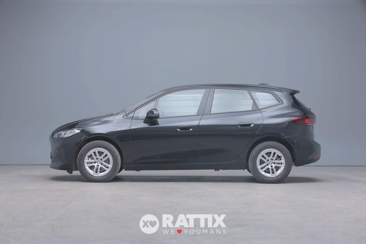 BMW 220 i Active Tourer mhev 48V auto