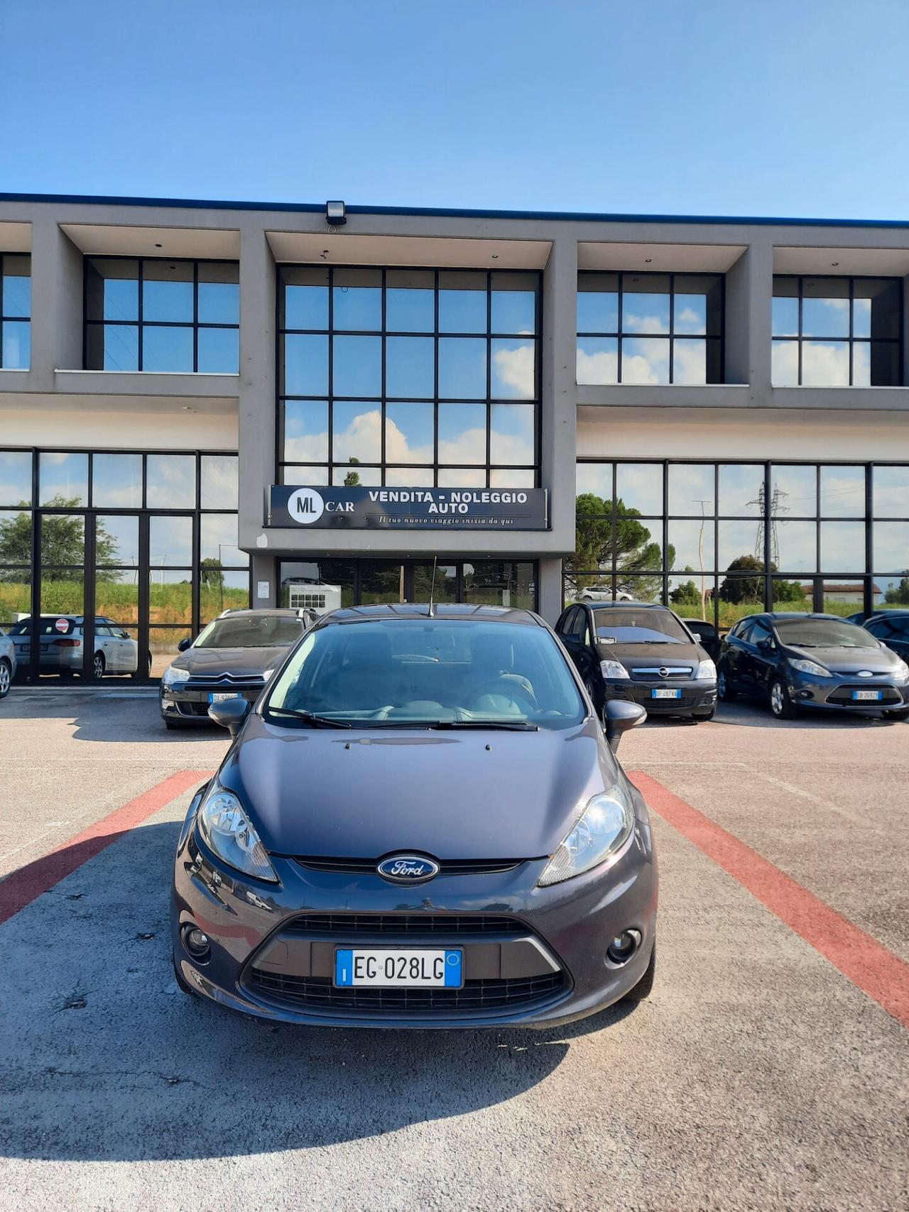 Ford Fiesta 1.4 TDCi 5p. Titanium OK NEOPATENTATI