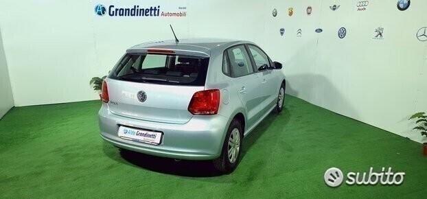 VOLKSWAGEN Polo 1.2 60cv tendline 2013 solo 58.000