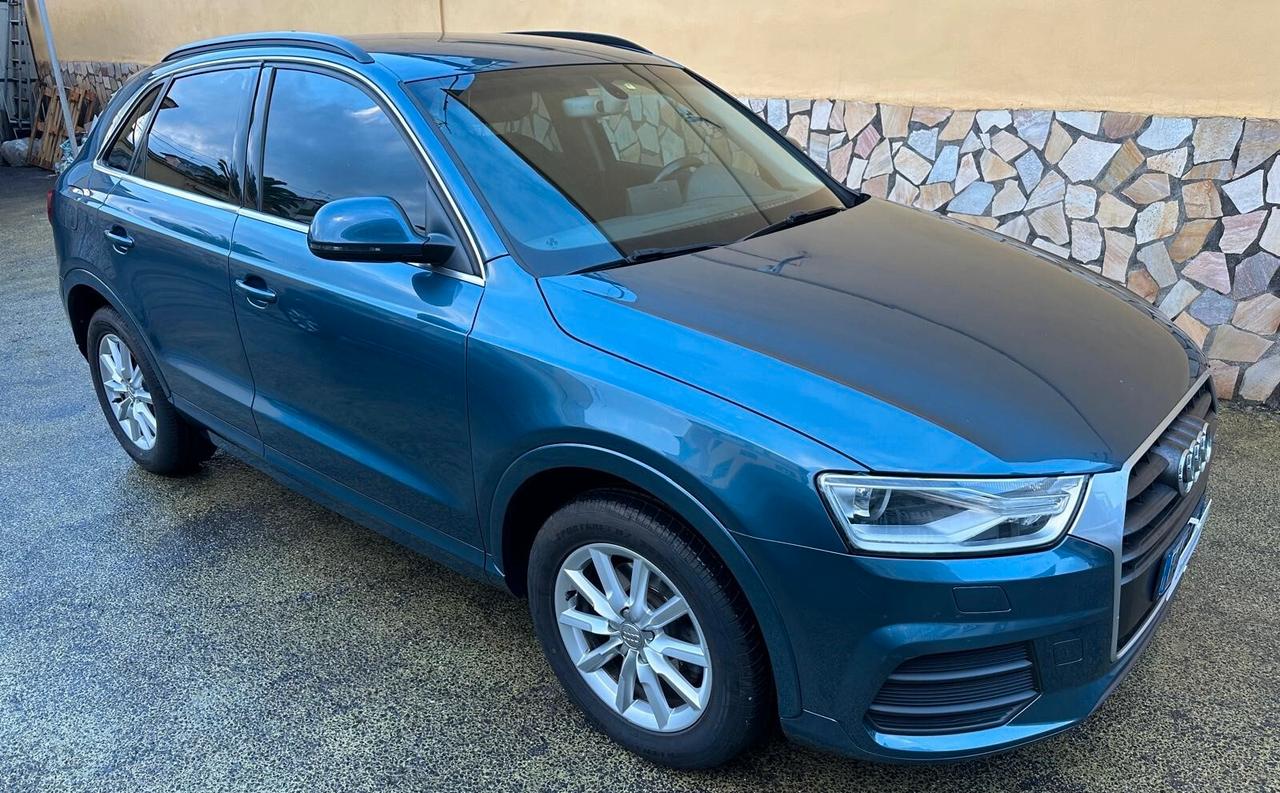 Audi Q3 2.0 TDI 150 CV Sport