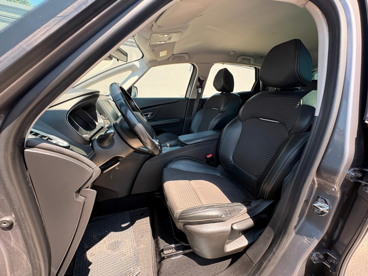 Renault Scenic Scénic dCi 8V 110 CV EDC Energy Intens AUTOMATIC