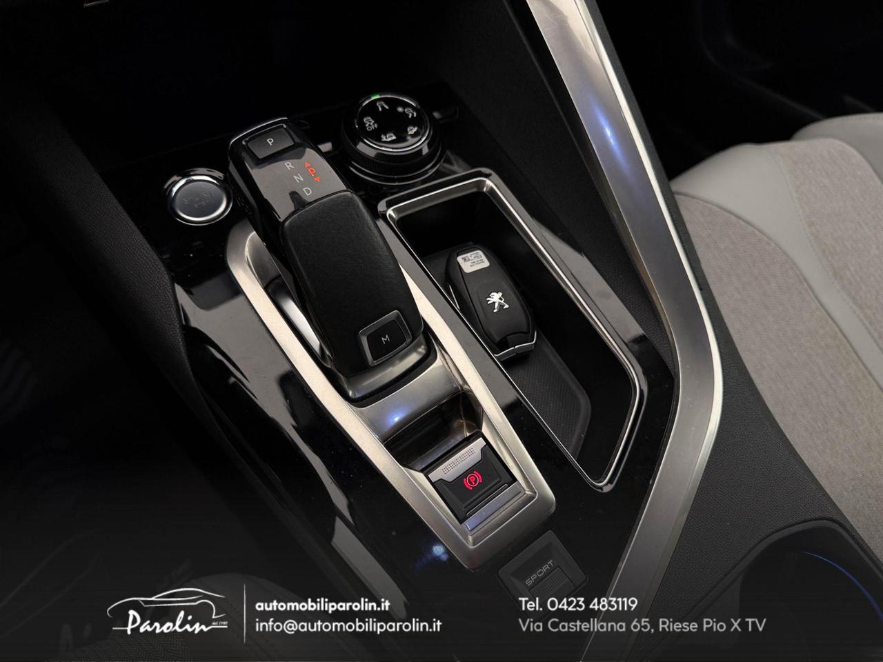 Peugeot 3008 3008 1.5 bluehdi Allure EAT8 1 prop. Grip Control