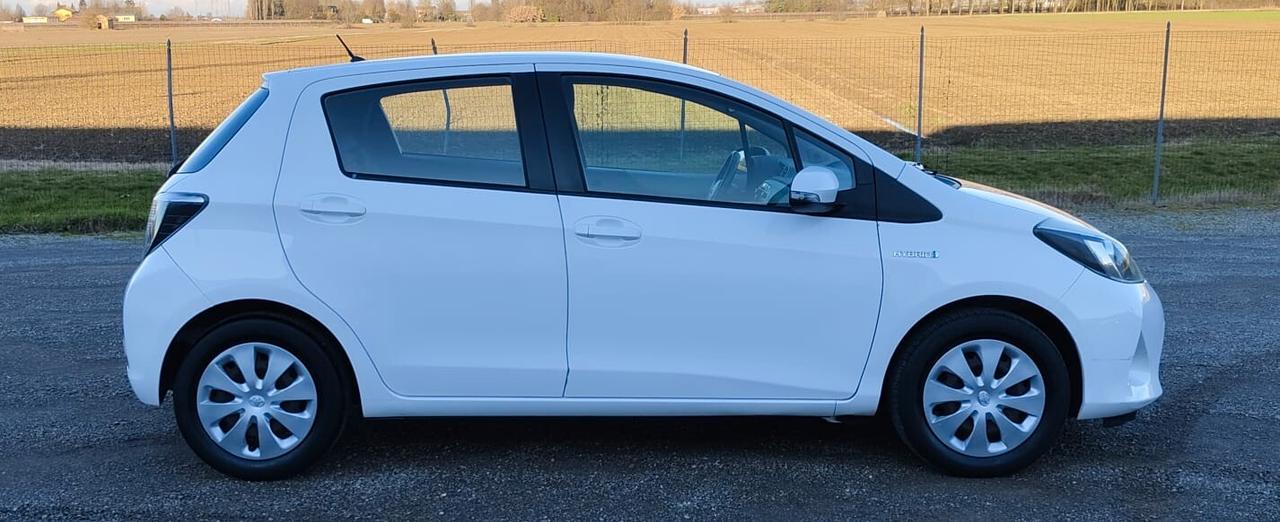 Toyota Yaris 1.5 Hybrid 5 porte Lounge