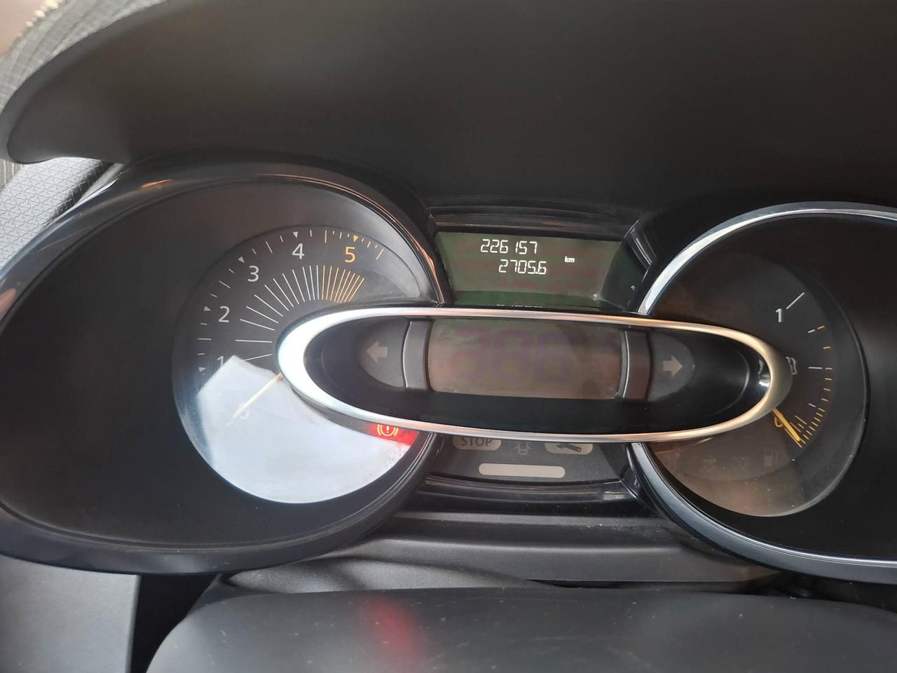 Renault Clio Sporter 1.5 dCi 8V 75CV Wave