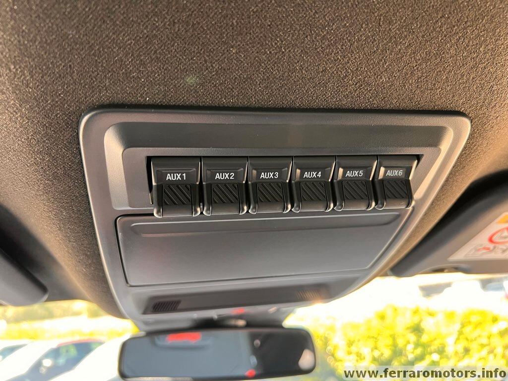 Ford Ranger Raptor 2.0 Ecoblue 4WD DC 5 posti a 729 euro al mese senza anticipo