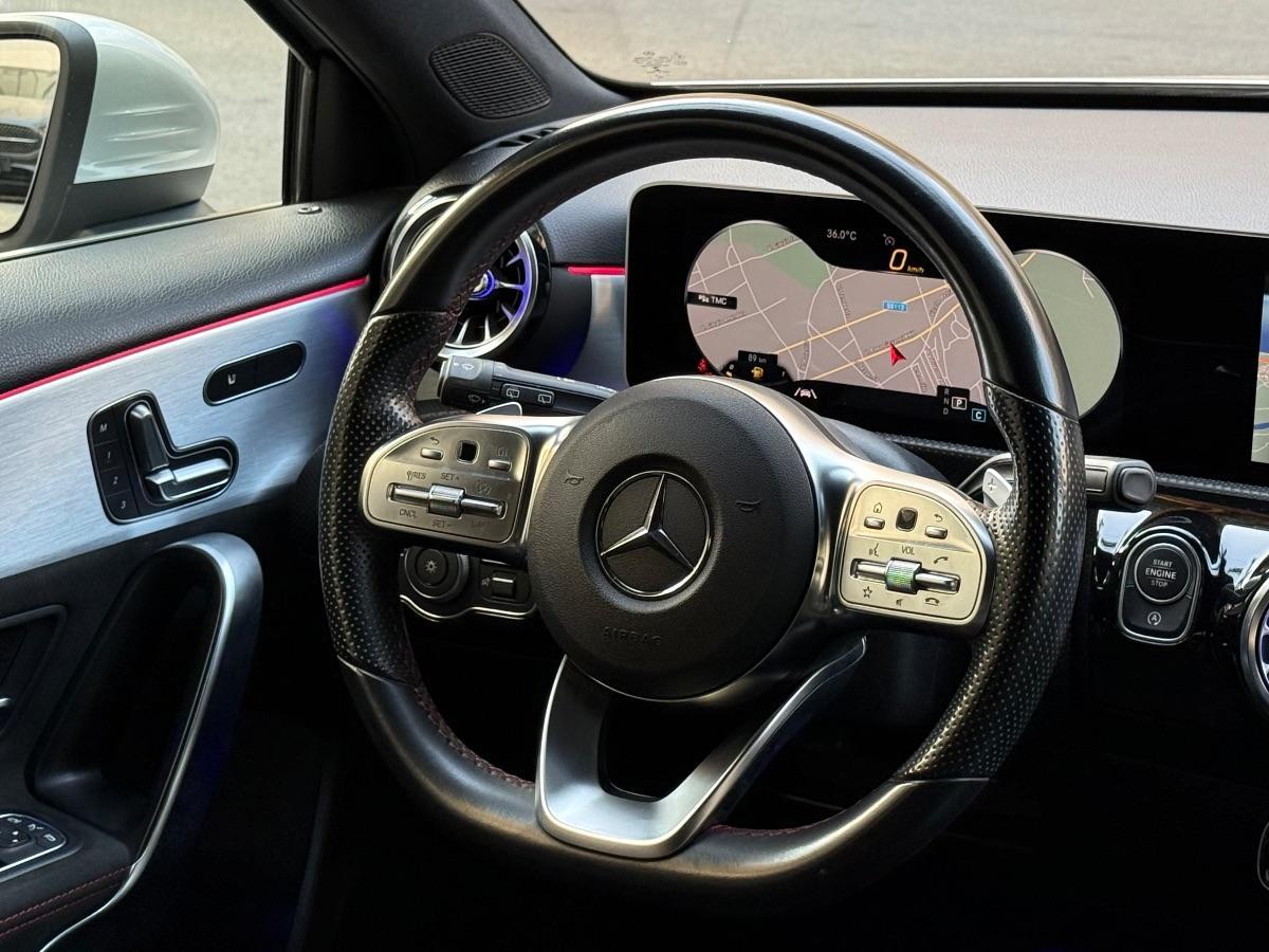 Mercedes Classe A 180d 116CV Premium AMG